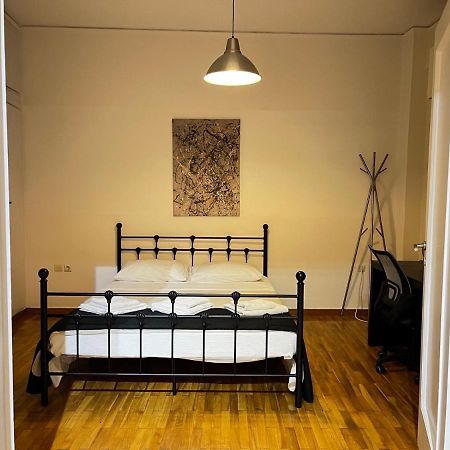 Apartment With Private Patio 아테네 외부 사진