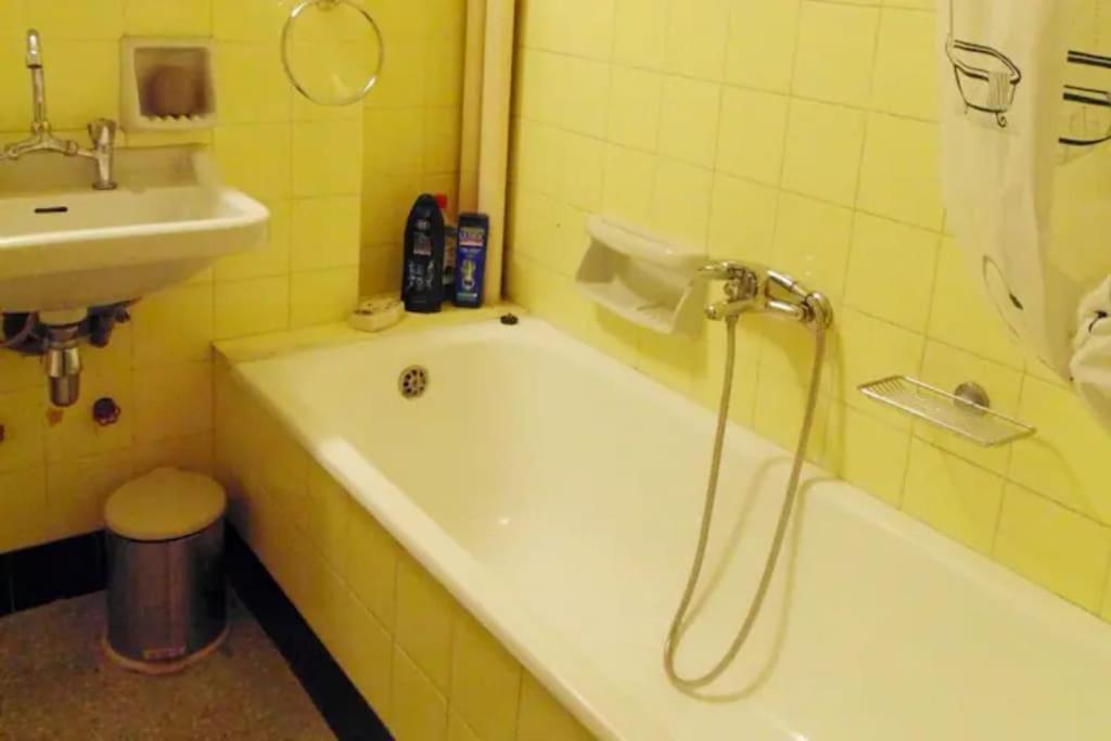 Apartment With Private Patio 아테네 외부 사진
